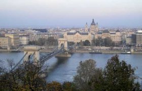 Будапешт, Венгрия - вид на реку
